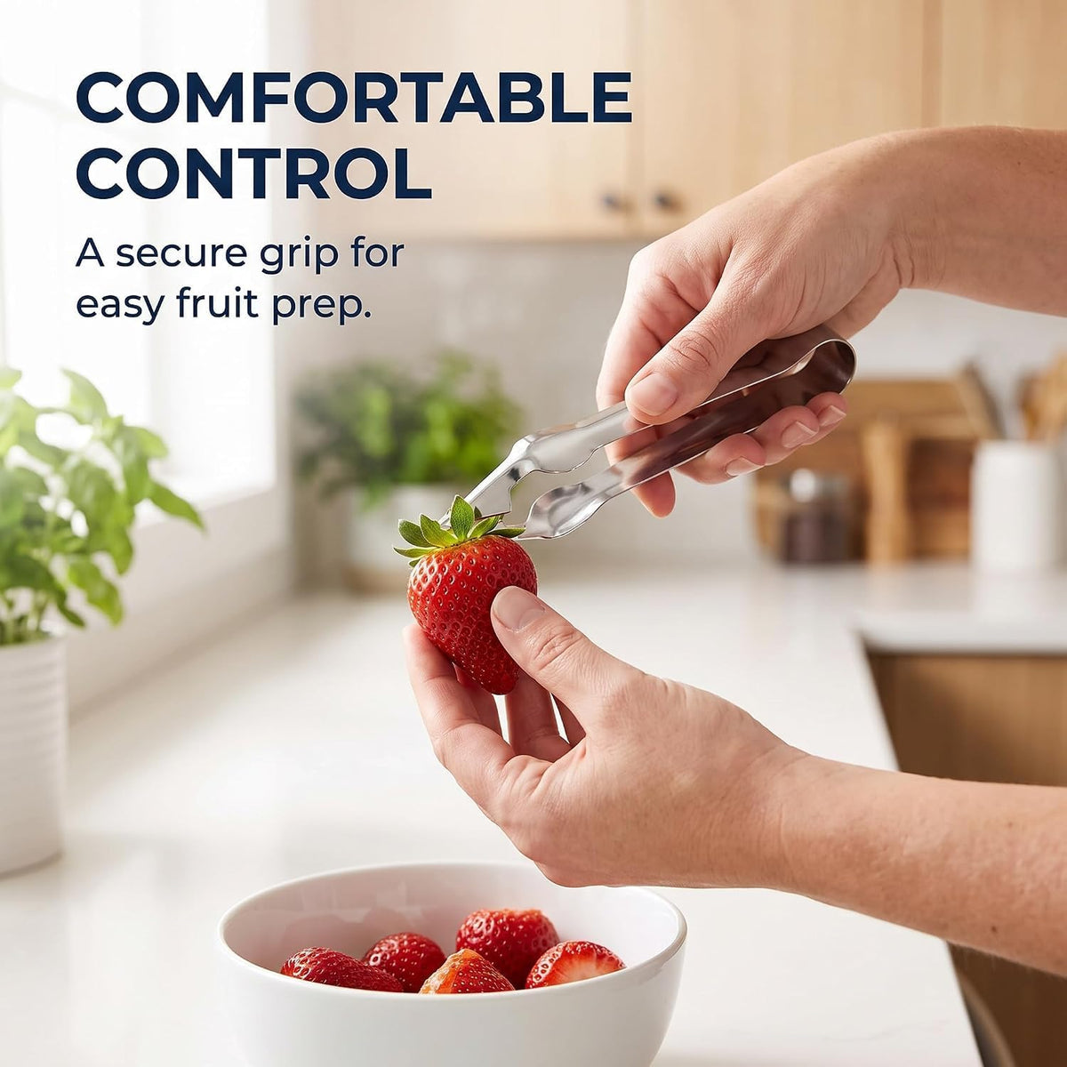 Stainless Steel Multi-Functional Fruit and Vegetable Stem Remover Clip, 2024 New Metal Pineapple Seed Remover Clip Huller Stem Remover,Strawberry HullerFruit and Vegetable Tools,Kitchen Utensils