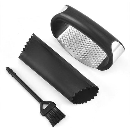 Garlic Press Crusher & Mincer – Heavy Duty Zinc Alloy Garlic Press, Ergonomic Easy Squeeze Handheld Garlic Crusher Tool, Rust Resistant Kitchen Garlic Mincer