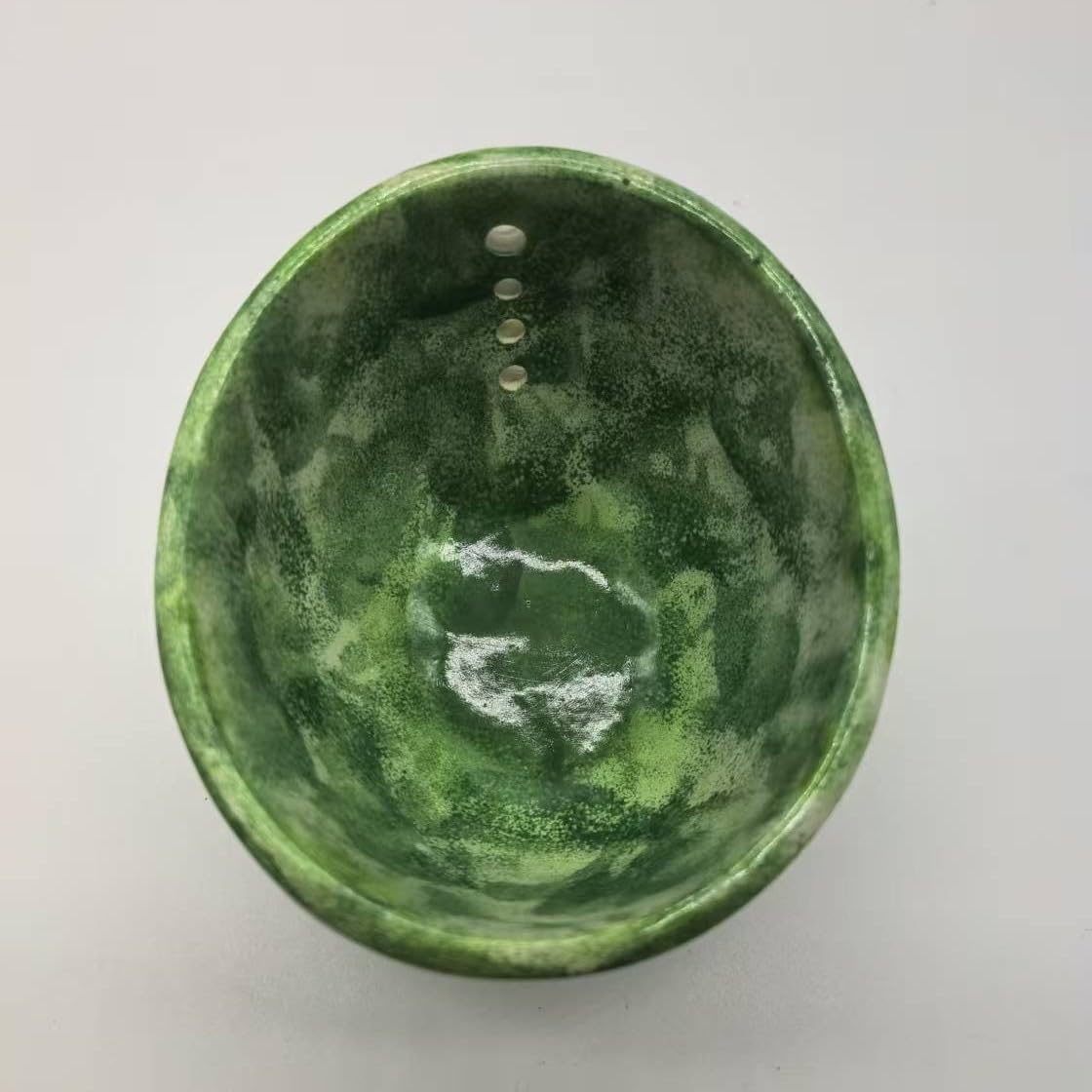 2025 New Handmade Ceramic Herb Stripper Bowl – 4-Slot Pottery Leaf Separator with Varying Hole Sizes, Rustic Herb Peeler Tool for Kitchen & Garden, Multipurpose Handcrafted Prep Bowl (Green)