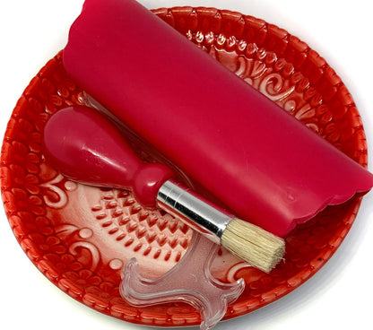 Premium Ceramic Garlic Grater Plate Set - Red Embossed