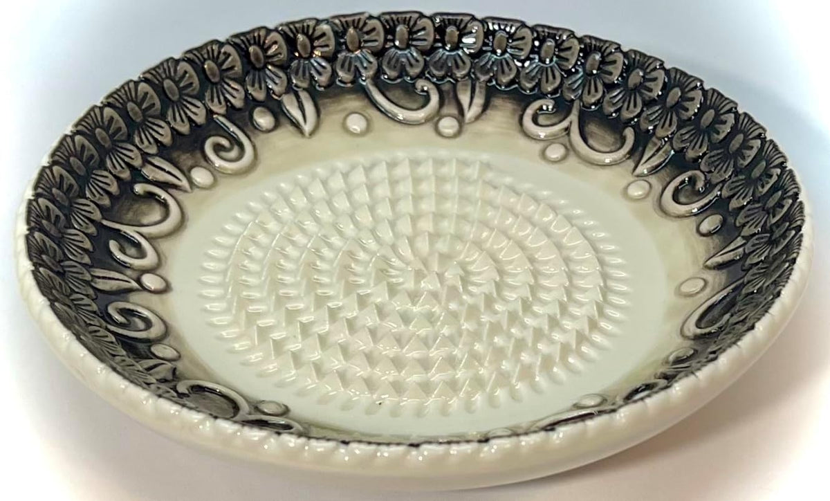 Premium Ceramic Garlic Grater Plate Set - Black Embossed