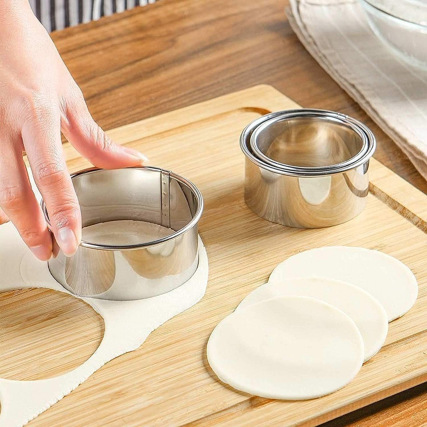 Biscuit Cutter Set 5-Pc, Stainless Steel Cookie Cutters with Handle | Dishwasher Safe, Etched inch/cm Markings, Gift-Ready Package, Ergonomic Arched Grip, Professional Baking Tools