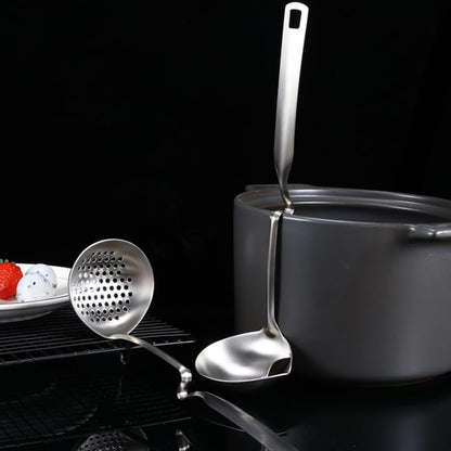 Oil Filter Spoon Stainless Steel Grease Filter Ladle for Soup Long Handle Oil Remover Spoon for Skimming Floating Grease Kitchen Cooking Utensil with Hanging Hole 11.
