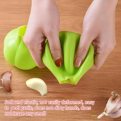 Silicone garlic sleeve Manual Garlic Peeler Rub with hands Garlic Easy Quick to Peel Garlic Cloves Garlic Keeper Garlic Roller Peeling funny kitchen gadgets