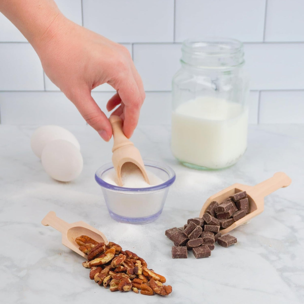 Small Wooden Teaspoon Scoops for Food Canisters & Jars, Teaspoon Measuring Spoons, Mini Wood Coffee scoop for Ground Coffee Bath Salts Manuka Honey & Laundry Powder, Pack of 25 Scoopers