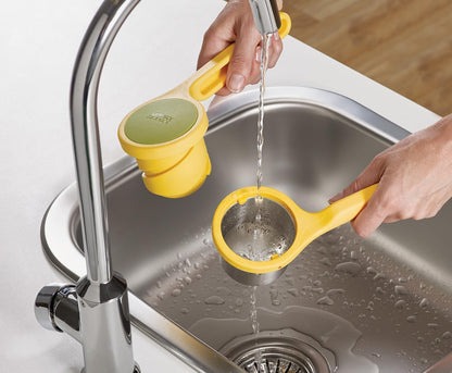 Helix Garlic Press Mincer Ergonomic Twist-Action Hand Juicer, Stainless Steel