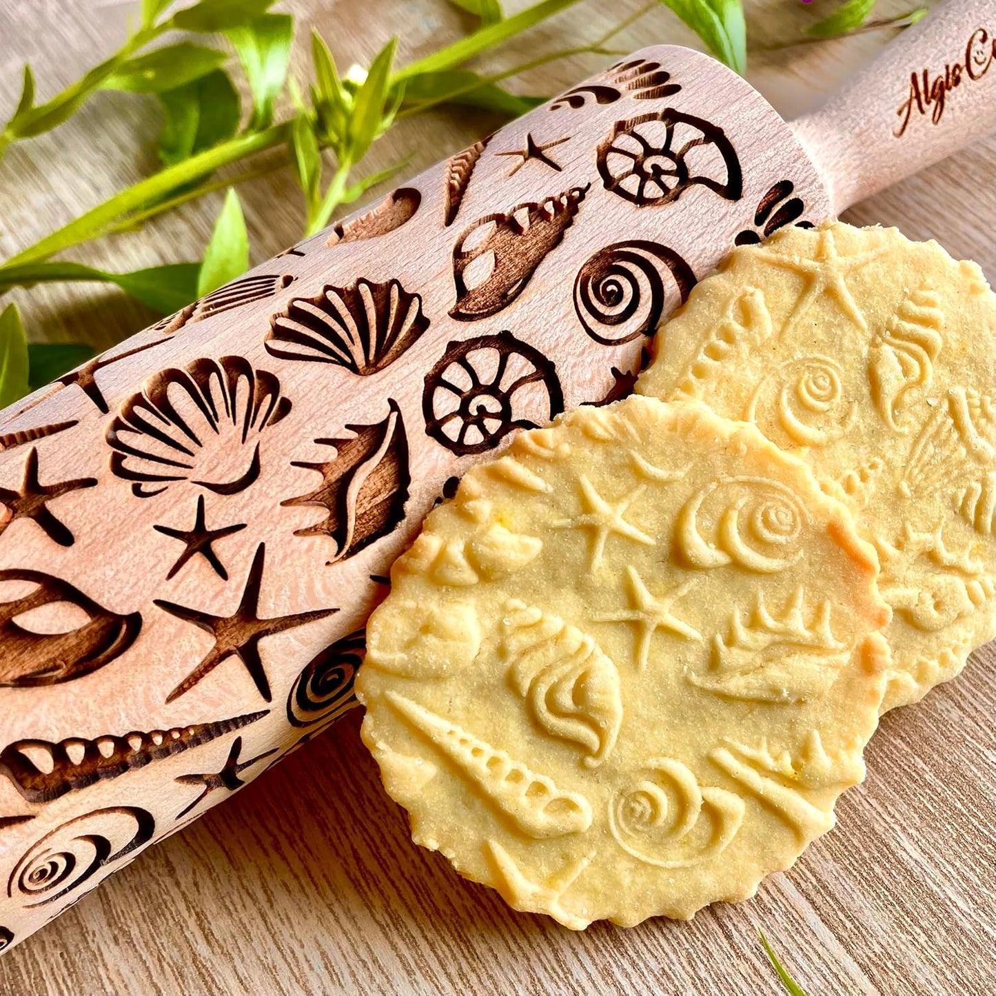 Embossing Rolling Pin SHELLS. Dough and Clay Roller for Embossed Cookies and Pottery. Cookie and Ceramic Stamp. Backing Gifts for Women