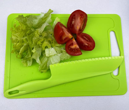 Professional Lettuce Knife, 11" Serrated Salad Cutter for Veggies, Fruit, Bread, Cake, Salad, Plastic Kitchen Nylon Knife for Cooking and Cutting to Prevent Turning Brown, Green