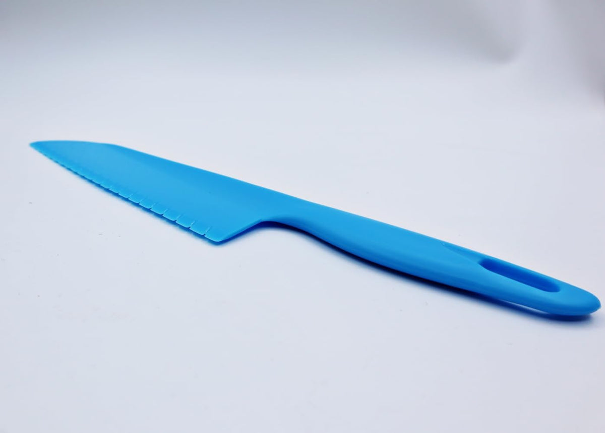 Professional Lettuce Knife, 11" Serrated Salad Cutter for Veggies, Fruit, Bread, Cake, Salad, Plastic Kitchen Nylon Knife for Cooking and Cutting to Prevent Turning Brown, Green