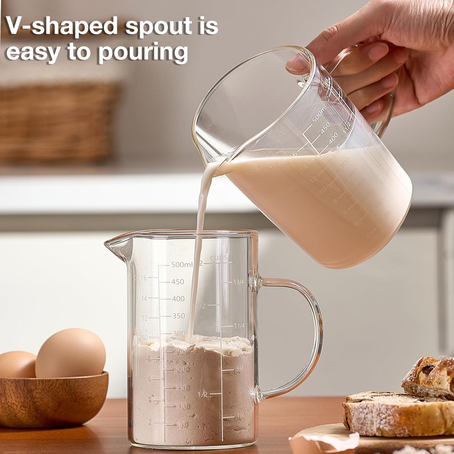 500ML 2 CUP Glass Liquid Measuring Cup With Handle, High Borosilicate Glass Three Scales (OZ, Cup, ML/CC) for Kitchen or Restaurant, V-Shaped Spout Glass Measuring Beaker, Easy To Read
