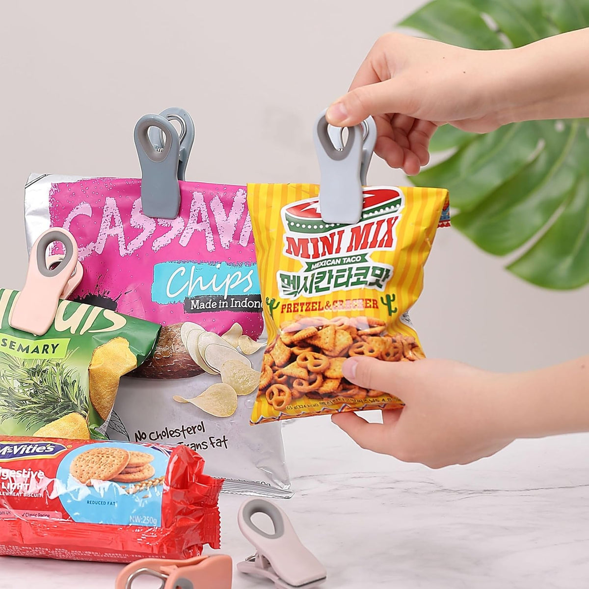 Magnetic Chip Clips, 6 Pack, Airtight Seal | Reusable Bag Closers for Food Storage, Snacks, Bread & Kitchen Organization, Strong Plastic Clips for Refrigerator Use