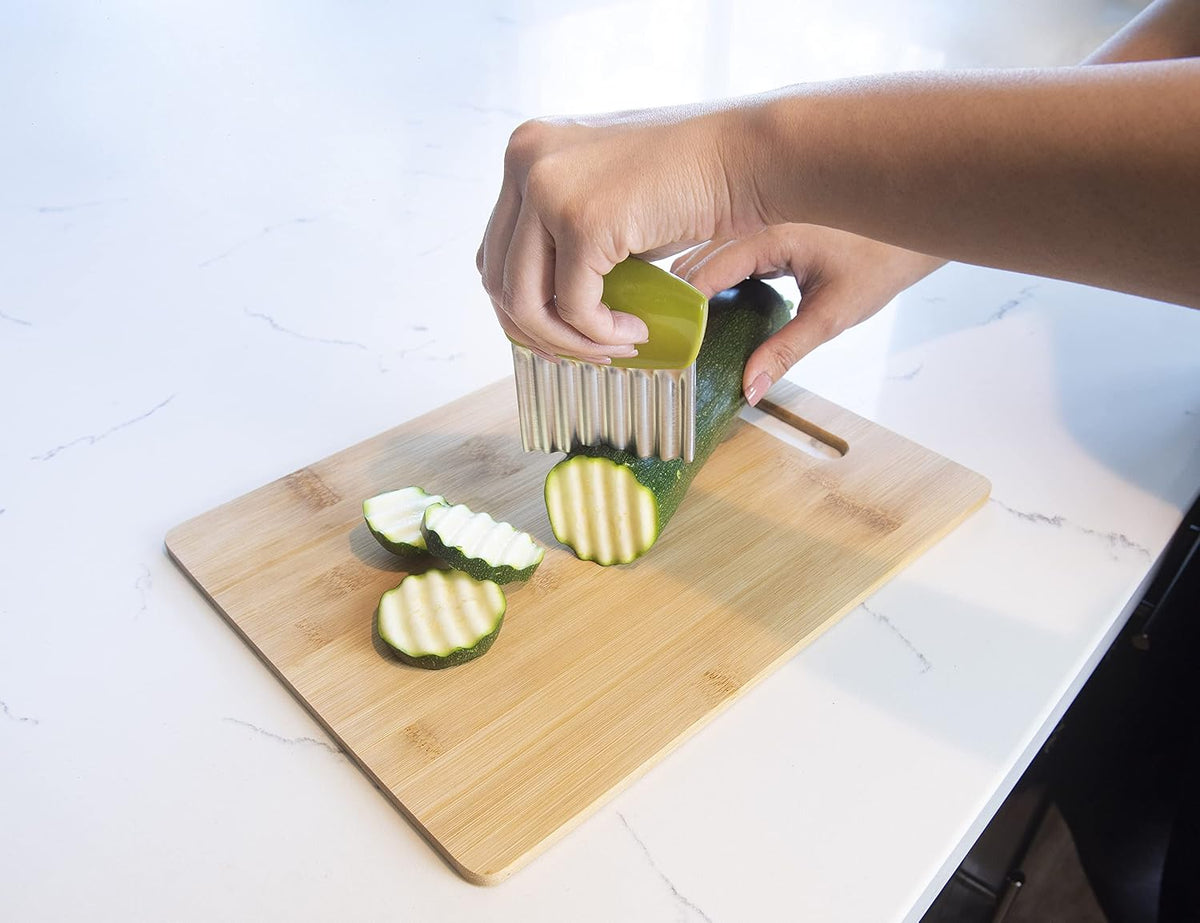Joie Crinkle Cutter Knife, Wavy Slicer for Potatoes, Vegetables, and More