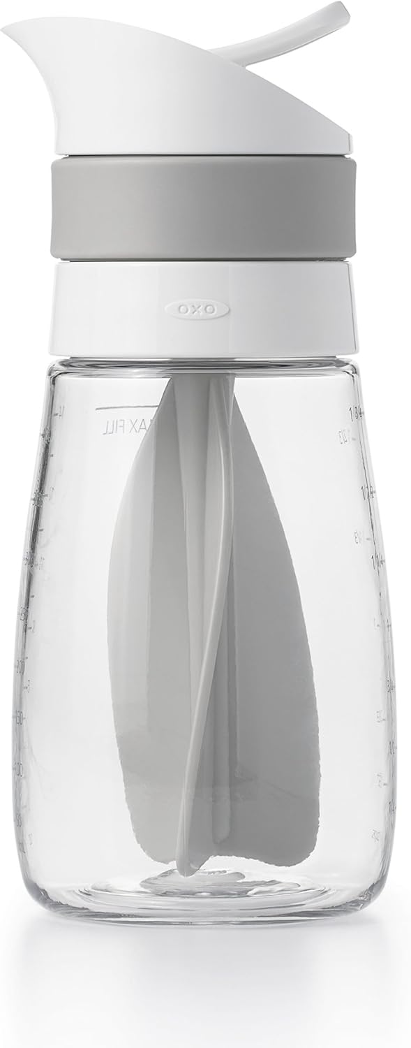 Good Grips Twist & Pour Salad Dressing Mixer, Gray