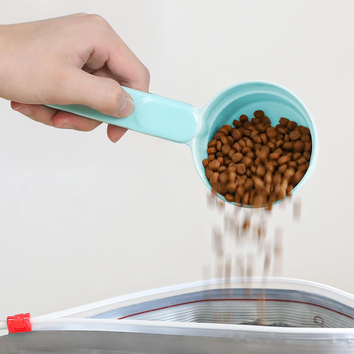 ComSaf Dog Food Scoop 1/2 Cup, Pet Food Measuring Cup for Dogs and Cats
