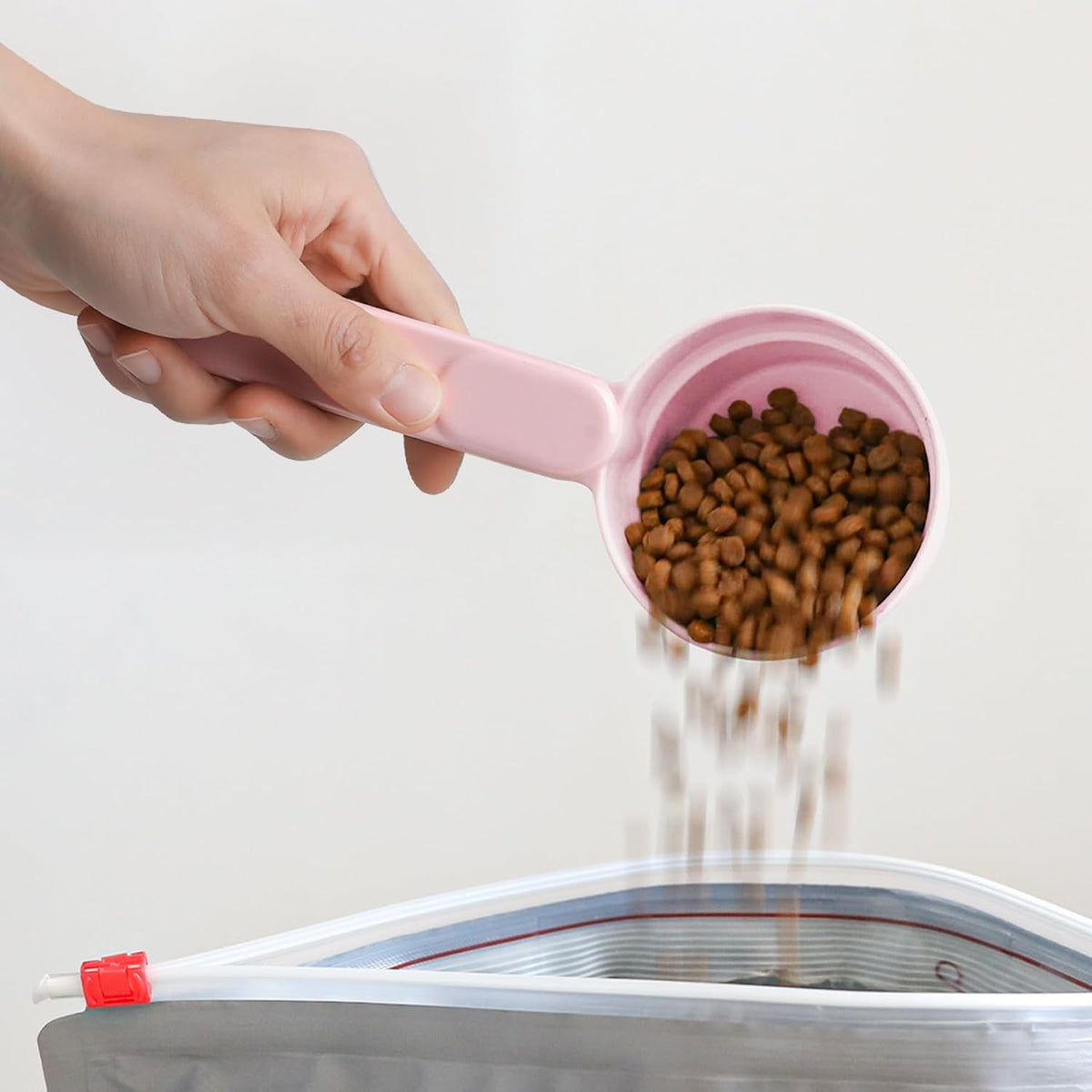 ComSaf Dog Food Scoop 1/2 Cup, Pet Food Measuring Cup for Dogs and Cats