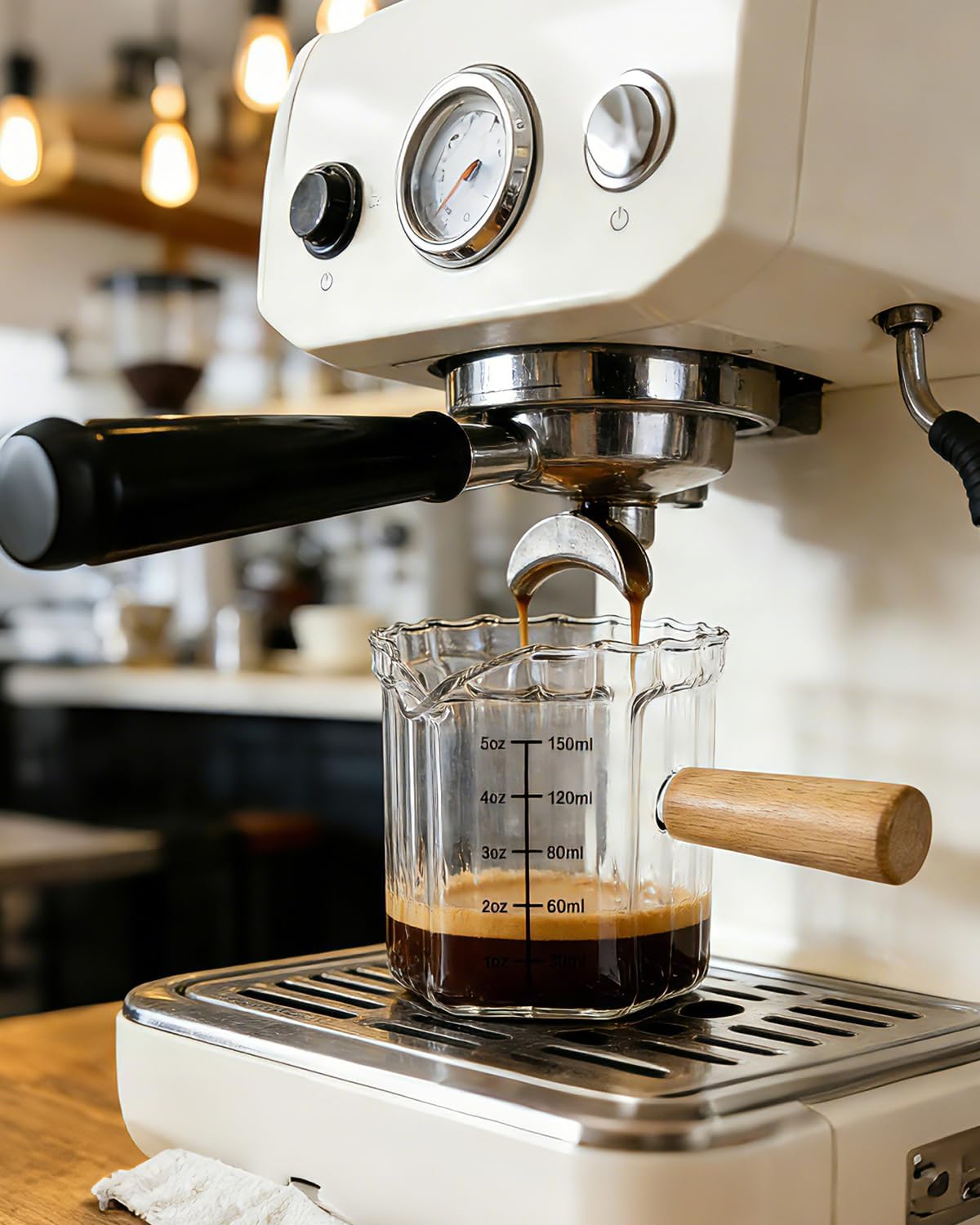 Espresso Measuring Cup 6 Oz, Espresso Cup with Wood Handle, V-Shaped Spout
