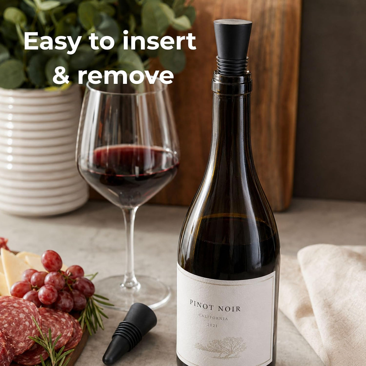 W6121 Bottle Stoppers Set of 4, Multicolor Wine Bottle Caps to Preserve Freshness, Stylish and Durable, Perfect for Parties and Gifts