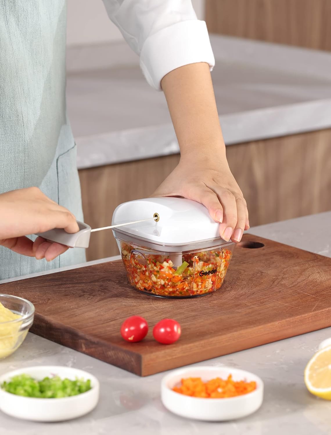 Vegetable Chopper, Manual Food Chopper with Hand Pull String, 500ml | Manual Food Processor, Sharp Stainless Steel Blade, Non-slip Base, Dishwasher Safe, No BPA, Portable, for Veggie, Fruit, Nut