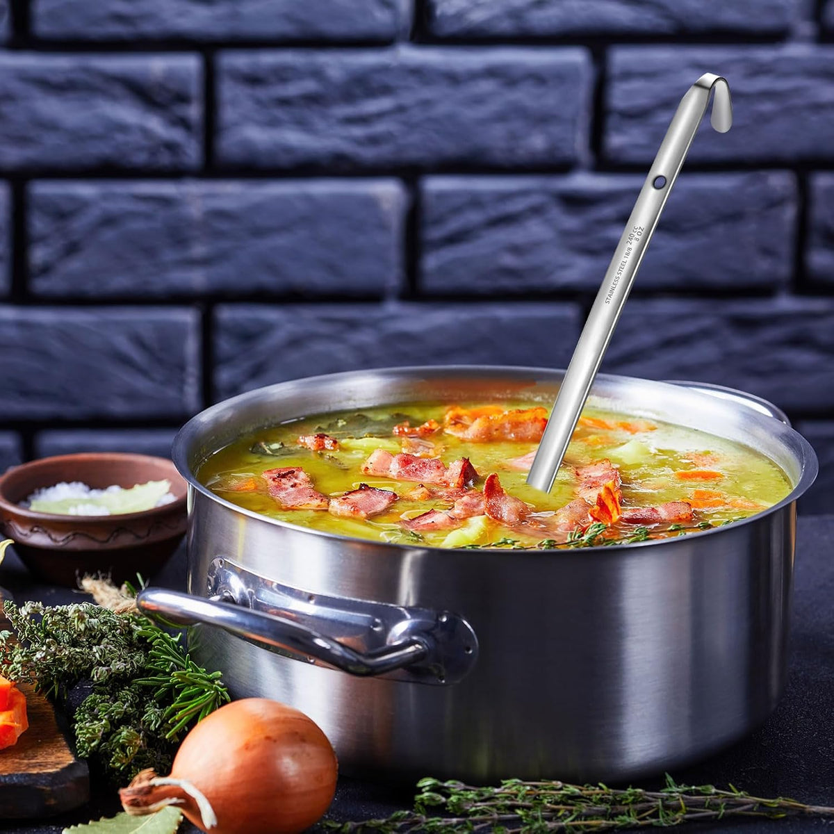 Stainless Steel Ladle Soup Handle Ladle with Pouring Rim for Kitchen Cooking Soup Sauce