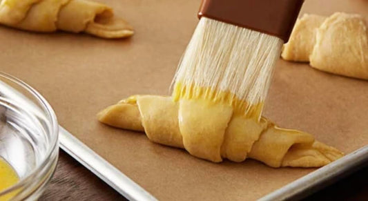 Wood Handle Pastry Brush – 7.5” Natural Bristle Basting Brush for Baking, Glazing & BBQ – Soft Bristles for Even Coating – Perfect for Pastries, Meats & Sauces
