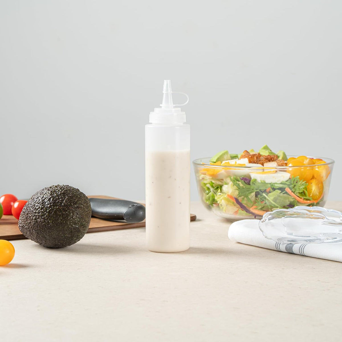Plastic Squeeze Bottle 20 oz Refillable Condiment Bottle Large Valve Dishwashable Yellow Inverted Sauce Dispenser For Thick Condiments, Dressings, Batter, Sour Cream, And Syrups