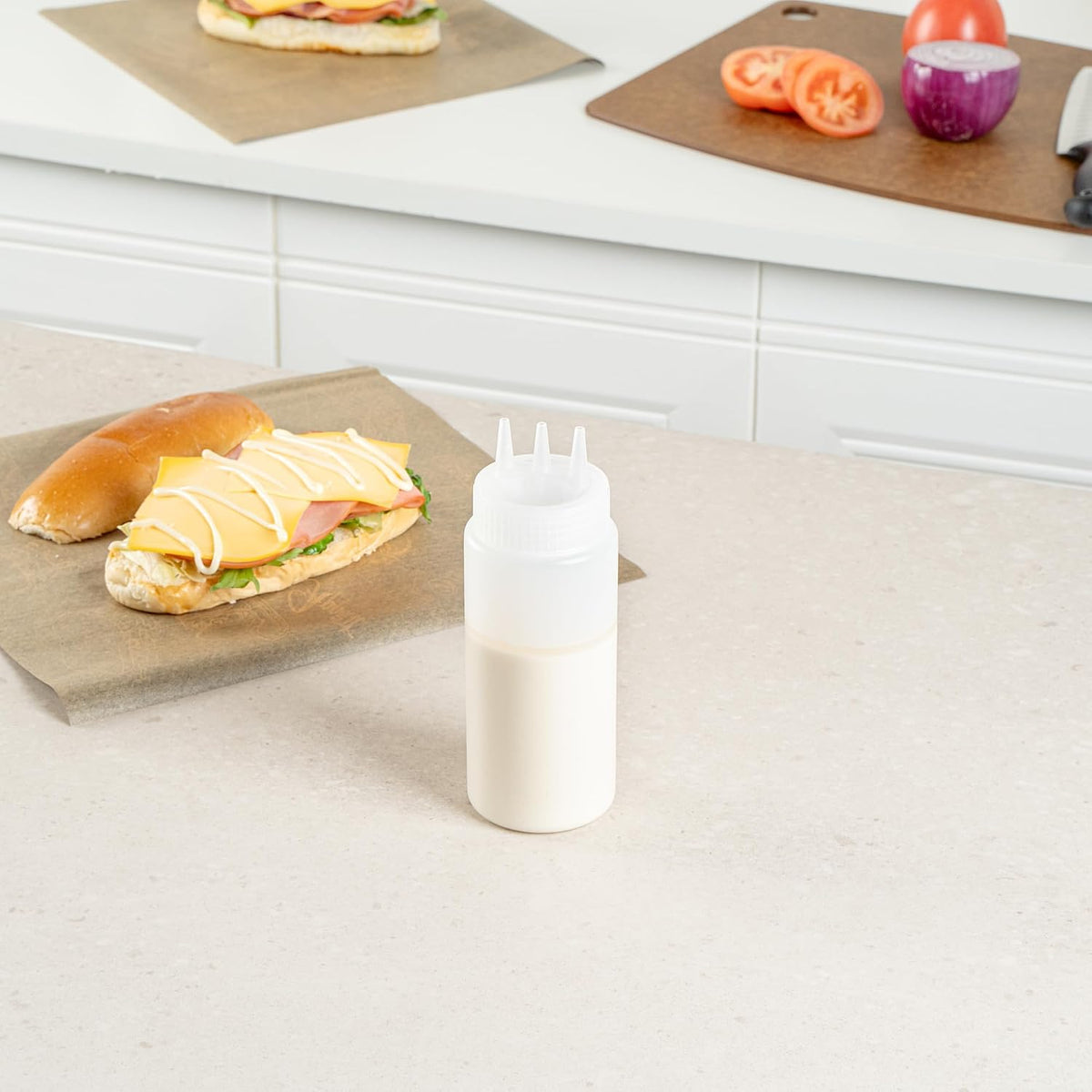 Plastic Squeeze Bottle 20 oz Refillable Condiment Bottle Large Valve Dishwashable Yellow Inverted Sauce Dispenser For Thick Condiments, Dressings, Batter, Sour Cream, And Syrups