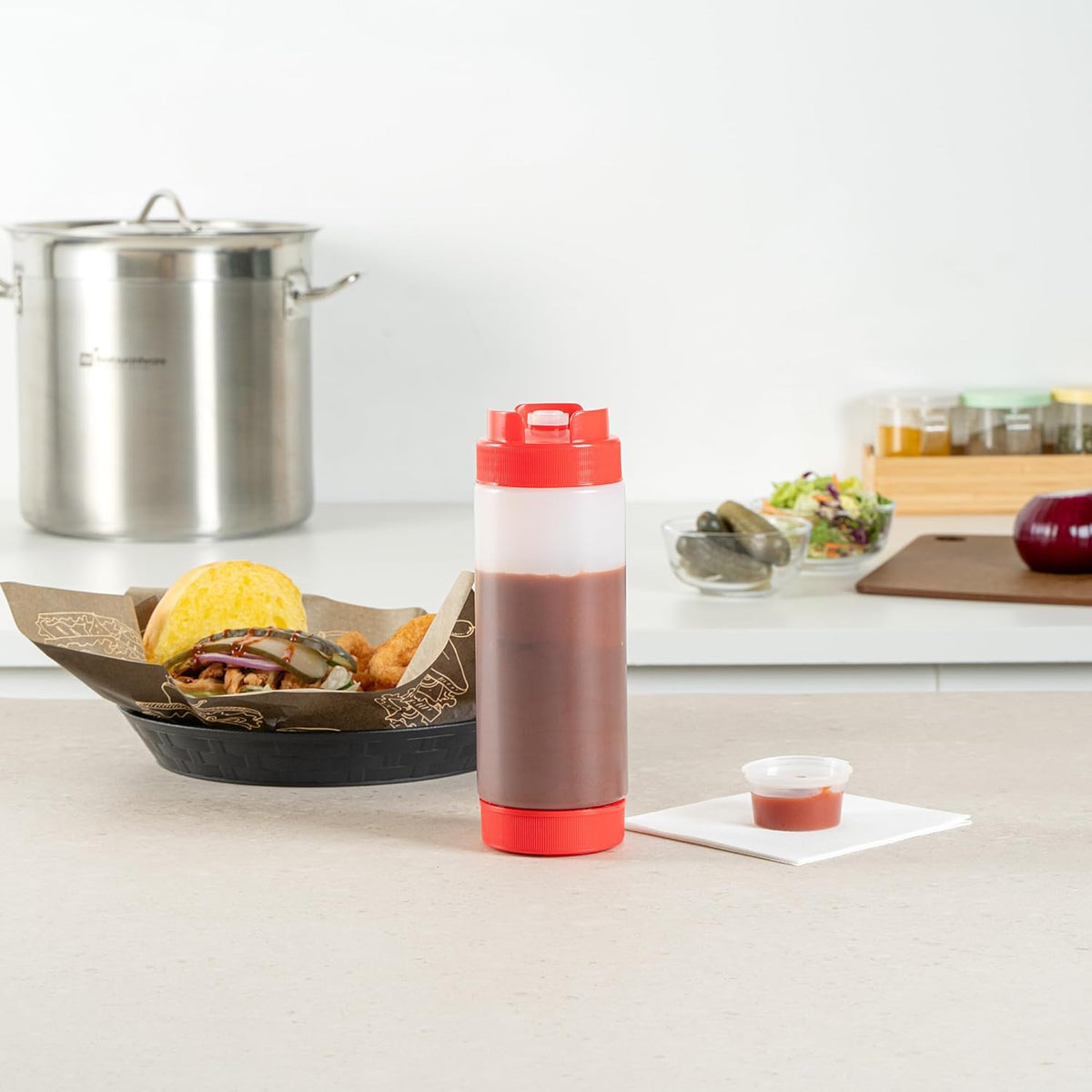 Plastic Squeeze Bottle 20 oz Refillable Condiment Bottle Large Valve Dishwashable Yellow Inverted Sauce Dispenser For Thick Condiments, Dressings, Batter, Sour Cream, And Syrups