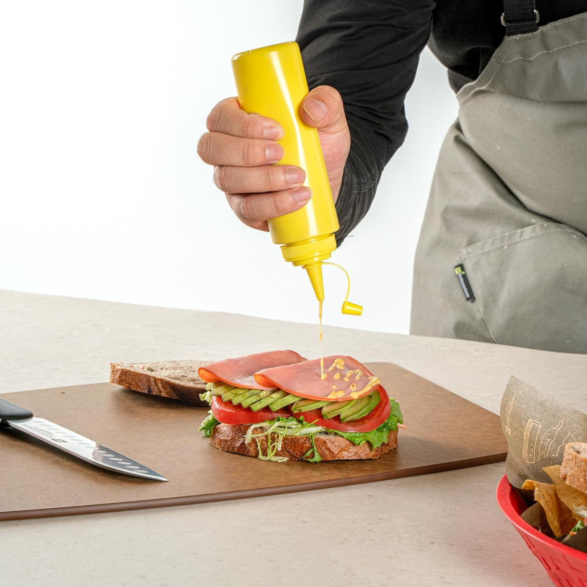 Plastic Squeeze Bottle 20 oz Refillable Condiment Bottle Large Valve Dishwashable Yellow Inverted Sauce Dispenser For Thick Condiments, Dressings, Batter, Sour Cream, And Syrups