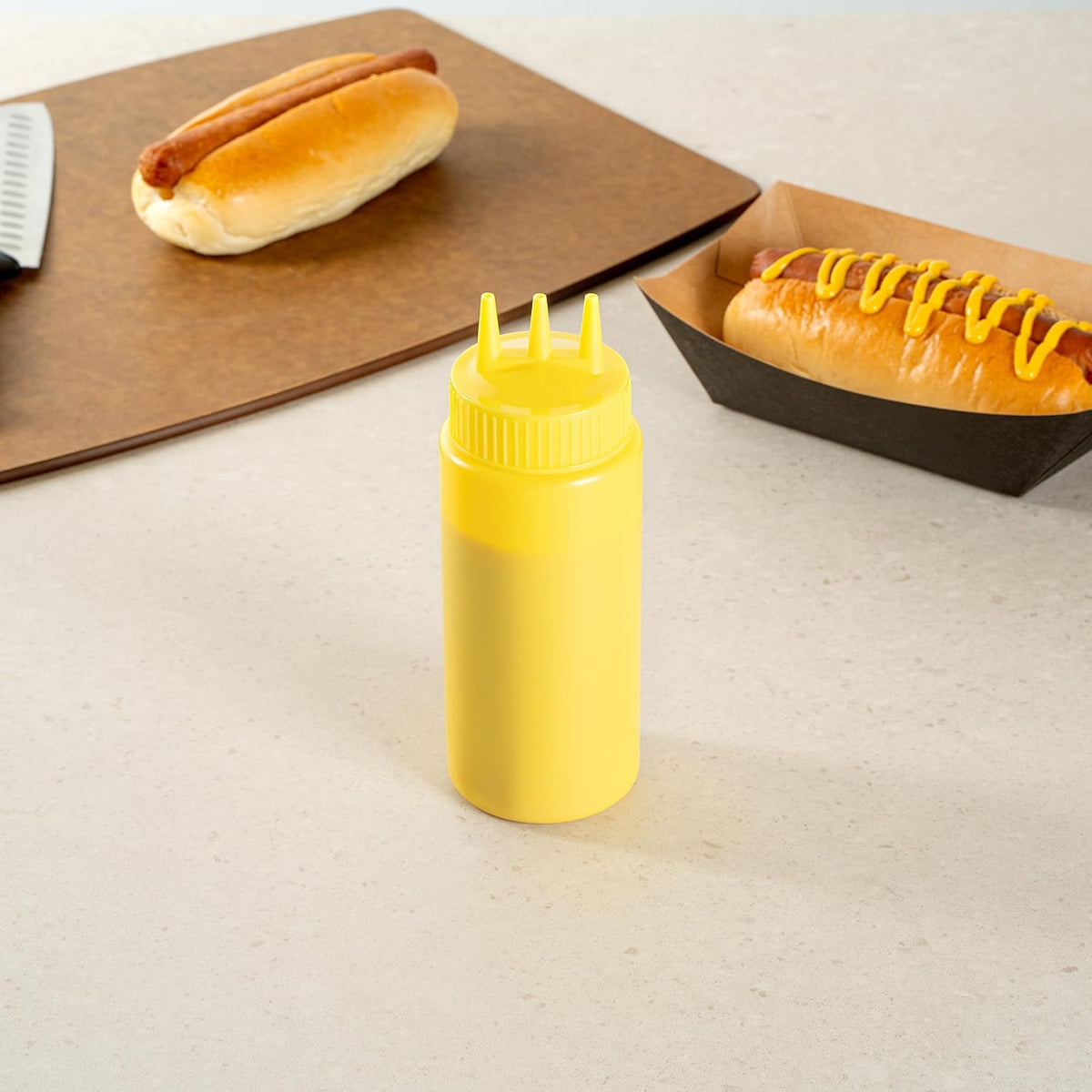 Plastic Squeeze Bottle 20 oz Refillable Condiment Bottle Large Valve Dishwashable Yellow Inverted Sauce Dispenser For Thick Condiments, Dressings, Batter, Sour Cream, And Syrups