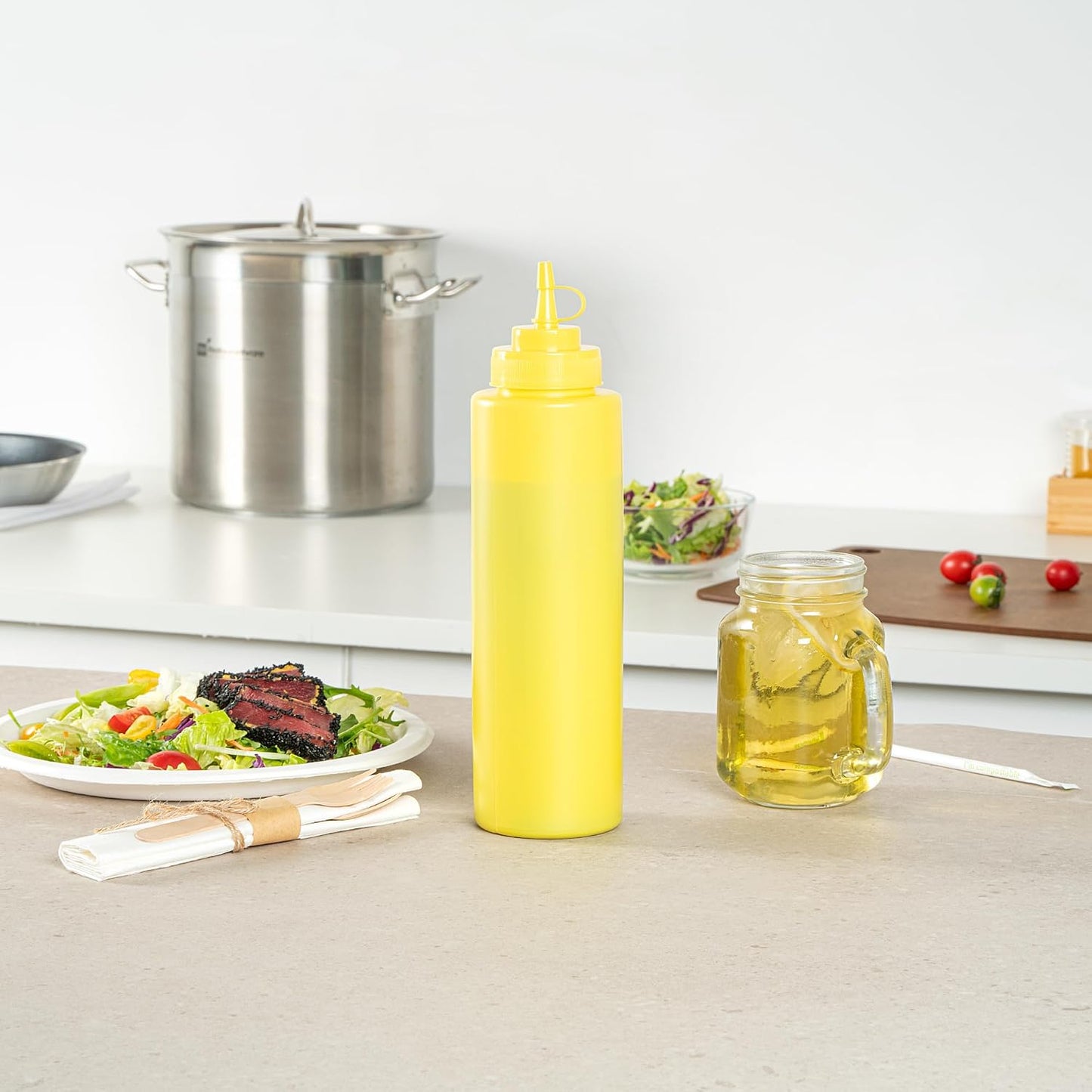 Plastic Squeeze Bottle 20 oz Refillable Condiment Bottle Large Valve Dishwashable Yellow Inverted Sauce Dispenser For Thick Condiments, Dressings, Batter, Sour Cream, And Syrups