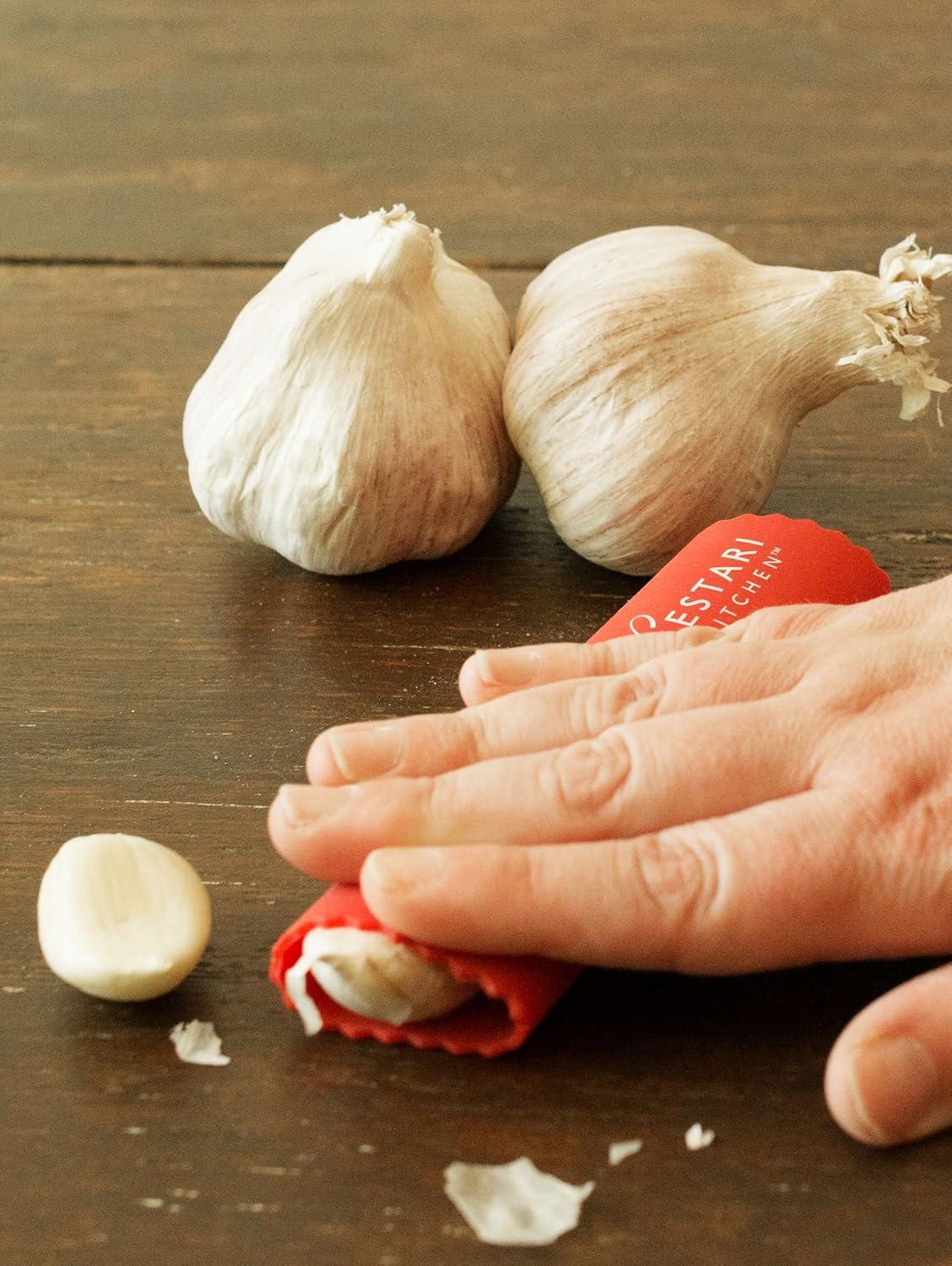 Silicone Garlic Peeler Roller Tube – Effortless Garlic Skin Remover | BPA-Free, Odor-Resistant, Dishwasher Safe Fast, Mess-Free Prep Kitchen Tool – Red, for Home Cooks and Chefs