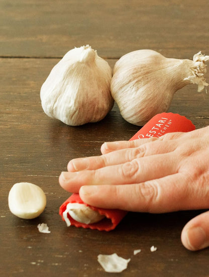 Silicone Garlic Peeler Roller Tube – Effortless Garlic Skin Remover | BPA-Free, Odor-Resistant, Dishwasher Safe Fast, Mess-Free Prep Kitchen Tool – Red, for Home Cooks and Chefs