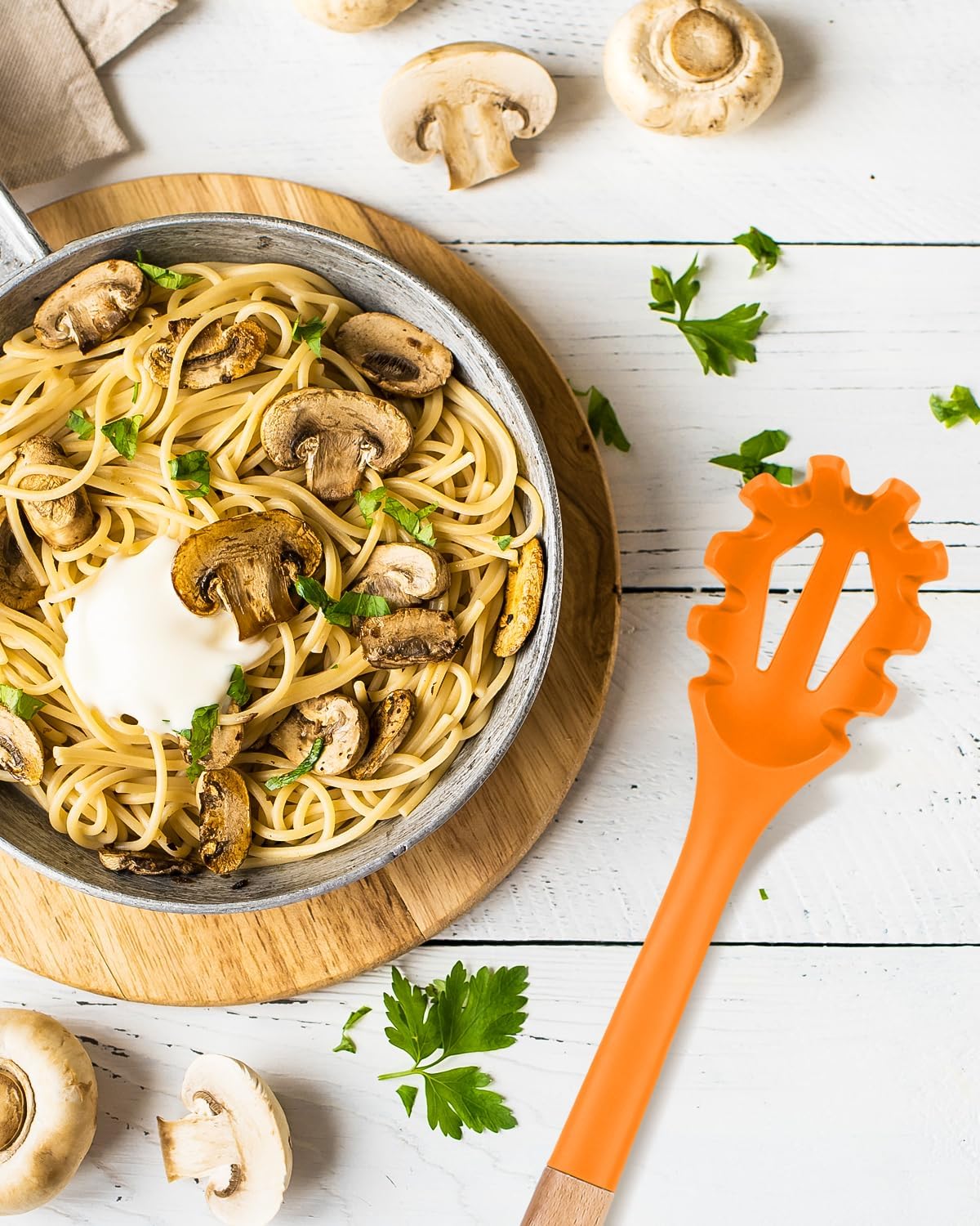 Silicone Pasta Fork, Kitchen Heat Resistant Noodle Spoon Server, BPA Free Spaghetti Strainer,12.8 inch (Khaki)