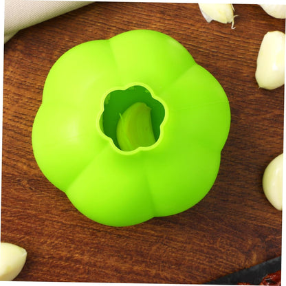 Silicone Garlic Peeler Tube with No Odor Transfer Portable Lightweight Garlic Peel Tool for Easy Skin Removal Food Grade Silicone No Waste Design Suitable for Kitchen and Bbq Use