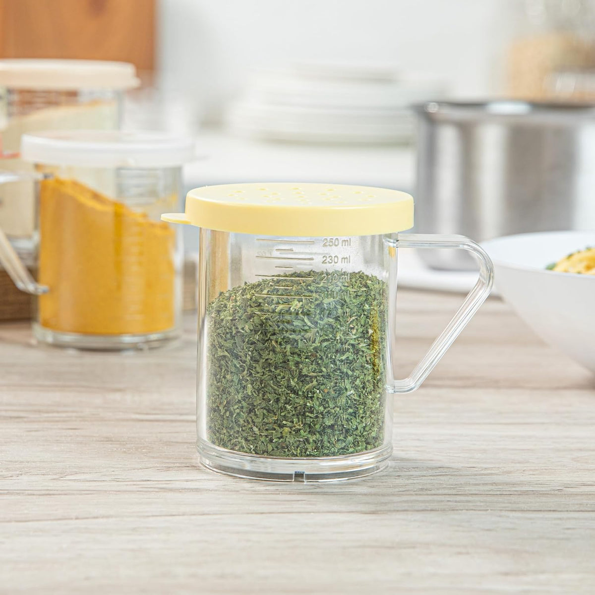 10 oz Clear Polycarbonate Dredge Spice Shaker