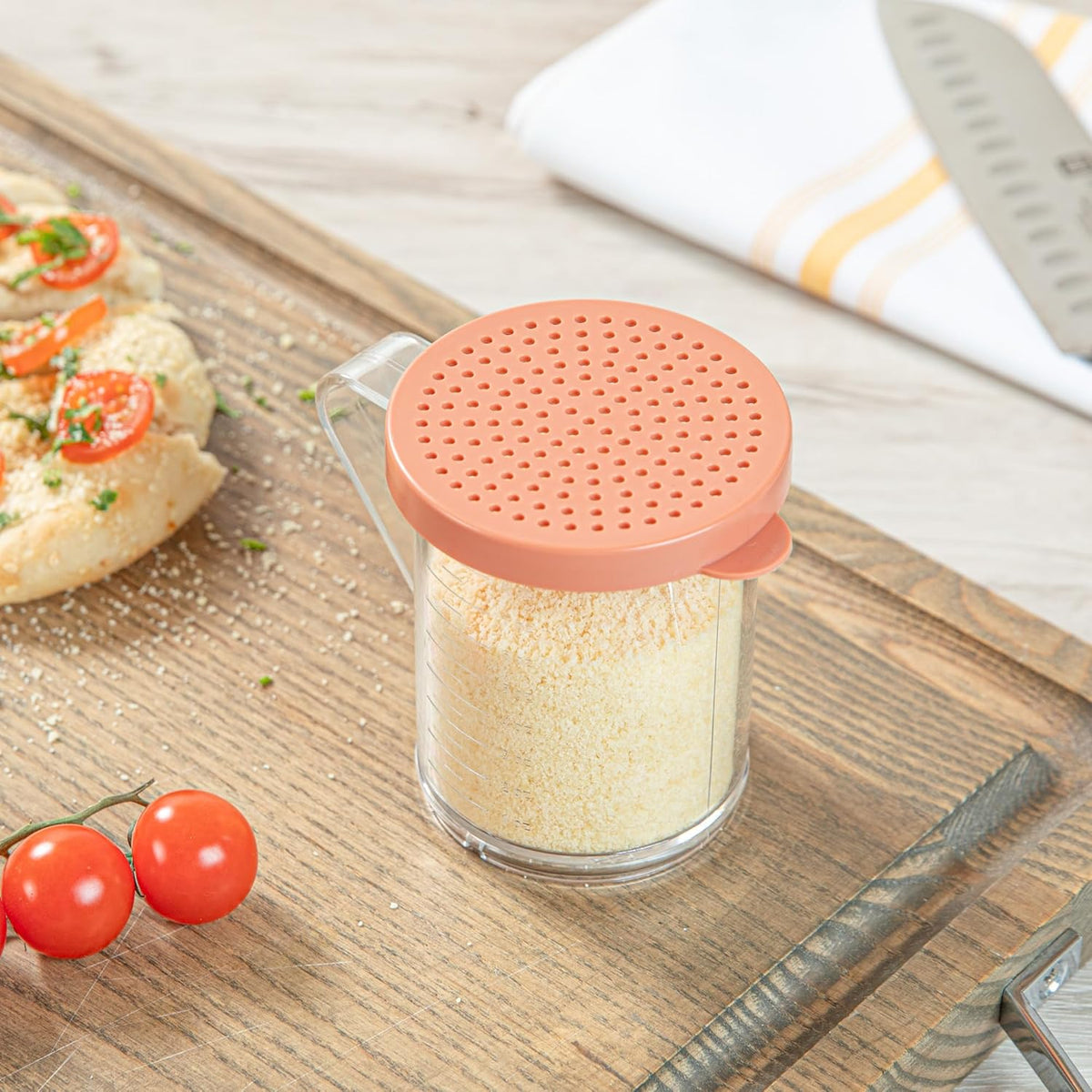 10 oz Clear Polycarbonate Dredge Spice Shaker