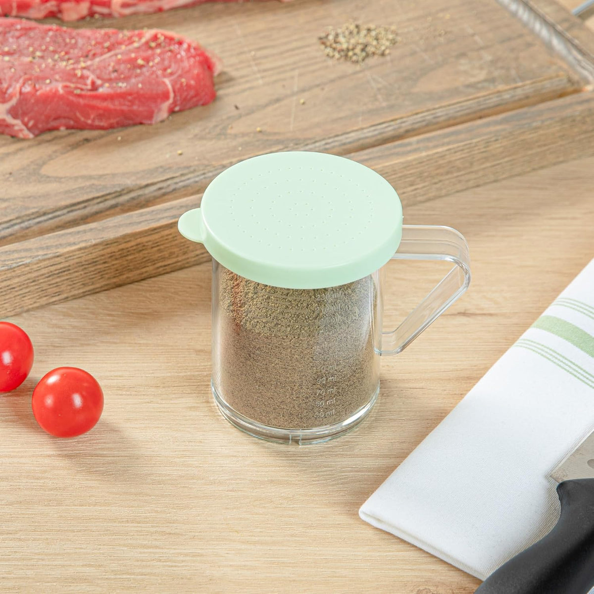 10 oz Clear Polycarbonate Dredge Spice Shaker