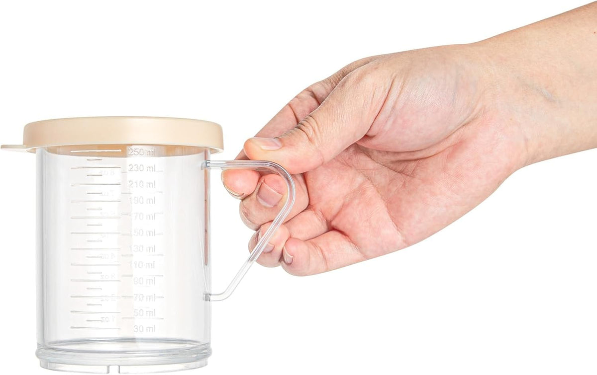 10 oz Clear Polycarbonate Dredge Spice Shaker