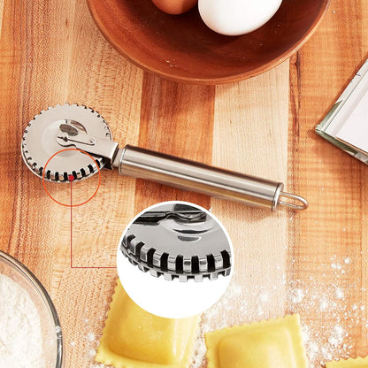 Küchenprofi Ravioli Cutter, 18/10 Stainless Steel Pastry and Pasta Cutting Wheel, Perfect for Cutting, Sealing, and Crimping Fresh Pasta and Pastry Dough
