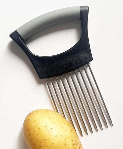 Onion Holder for Slicing | Kitchen Chopper Assistant Tool, Vegetable Cutter with Protective Cover, For Tomato, Lemon, Potato, Egg, Food Slice Assistant
