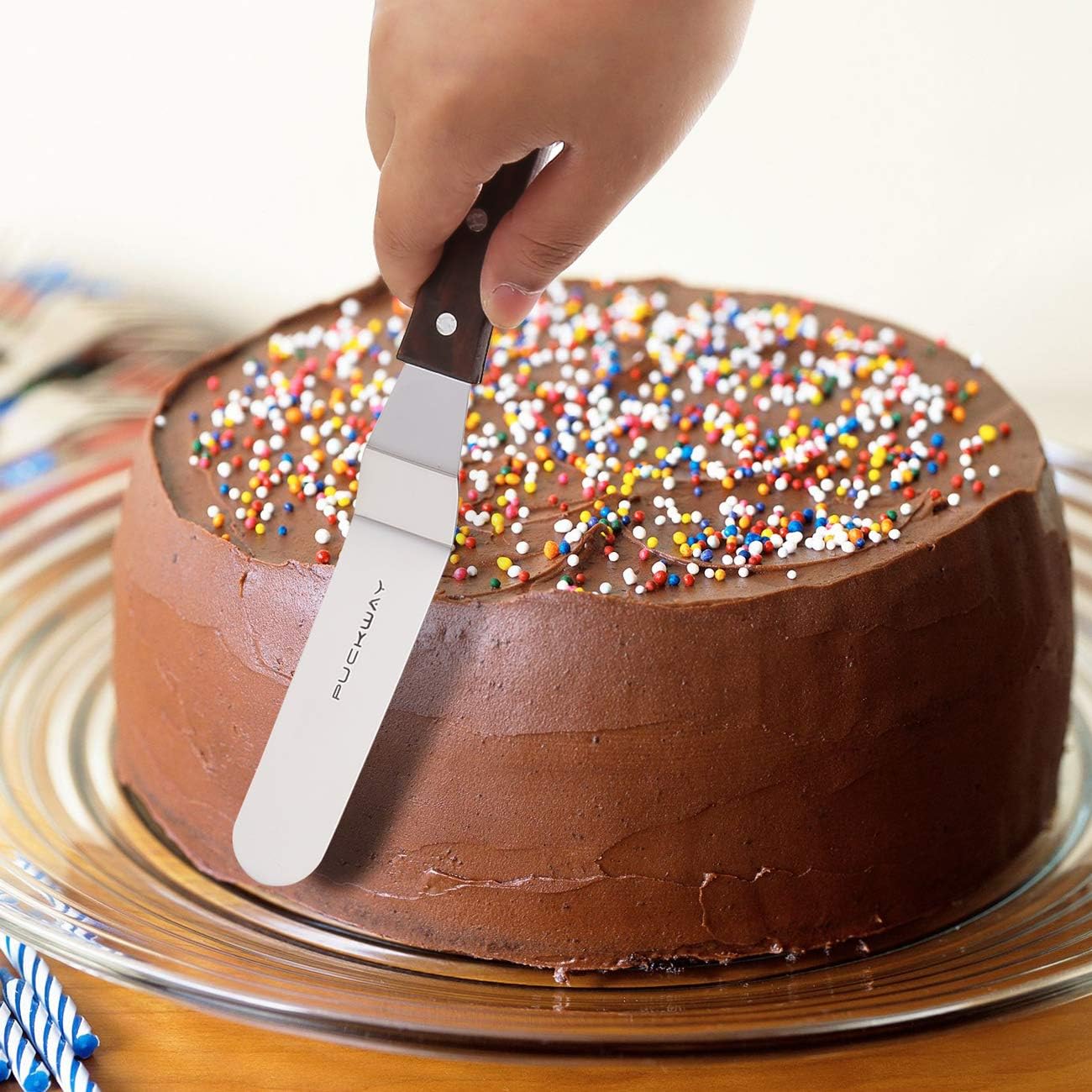 Offset Cake Icing Spatula Set of 4, 4"-6"-8"-10" | Professional Stainless Steel, Cake Decorating Frosting Spatulas, Flexible Resistant Blade, Wooden Handle For Easy Grip