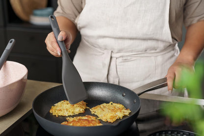 E980220 Spoontula Large, Sustainable Wheatstraw/Silicone, Cooking Spoon/Spatula, Heat Resistant Silicone Head, Beluga Grey, 12.2" X 2.4", Dishwasher Safe, 5 Year Guarantee