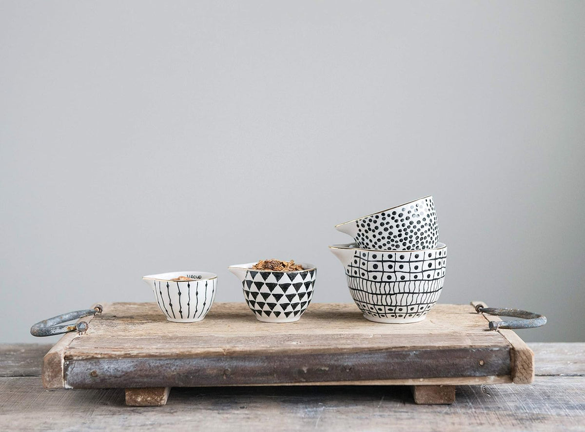 Black & White Stoneware Measuring Cups with Gold Electroplating (Set of 4 Sizes)