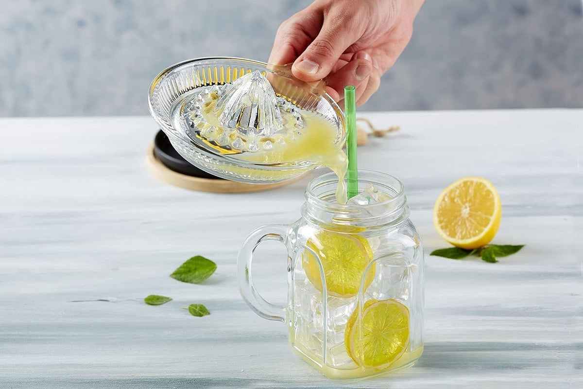 Lemon Squeezer, Portable Citrus Juicer, Crystal Reamer Manual Juicer with Handle and Spout for Fresh Juice, Lime Orange, Heavy Clear Glass