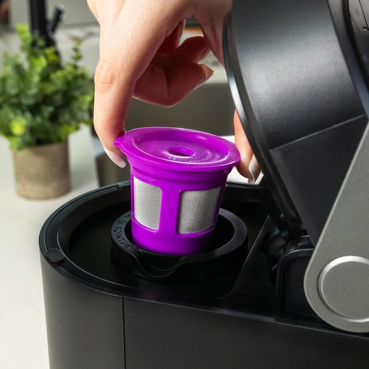 Café Save Reusable K-Cup Coffee Pods and EZ-Scoop, 4 Pack | Four 1-Stream Refillable Capsules + 1 EZ-Scoop with Built-In Funnel, Works with Keurig & Select Single Cup Coffee Makers