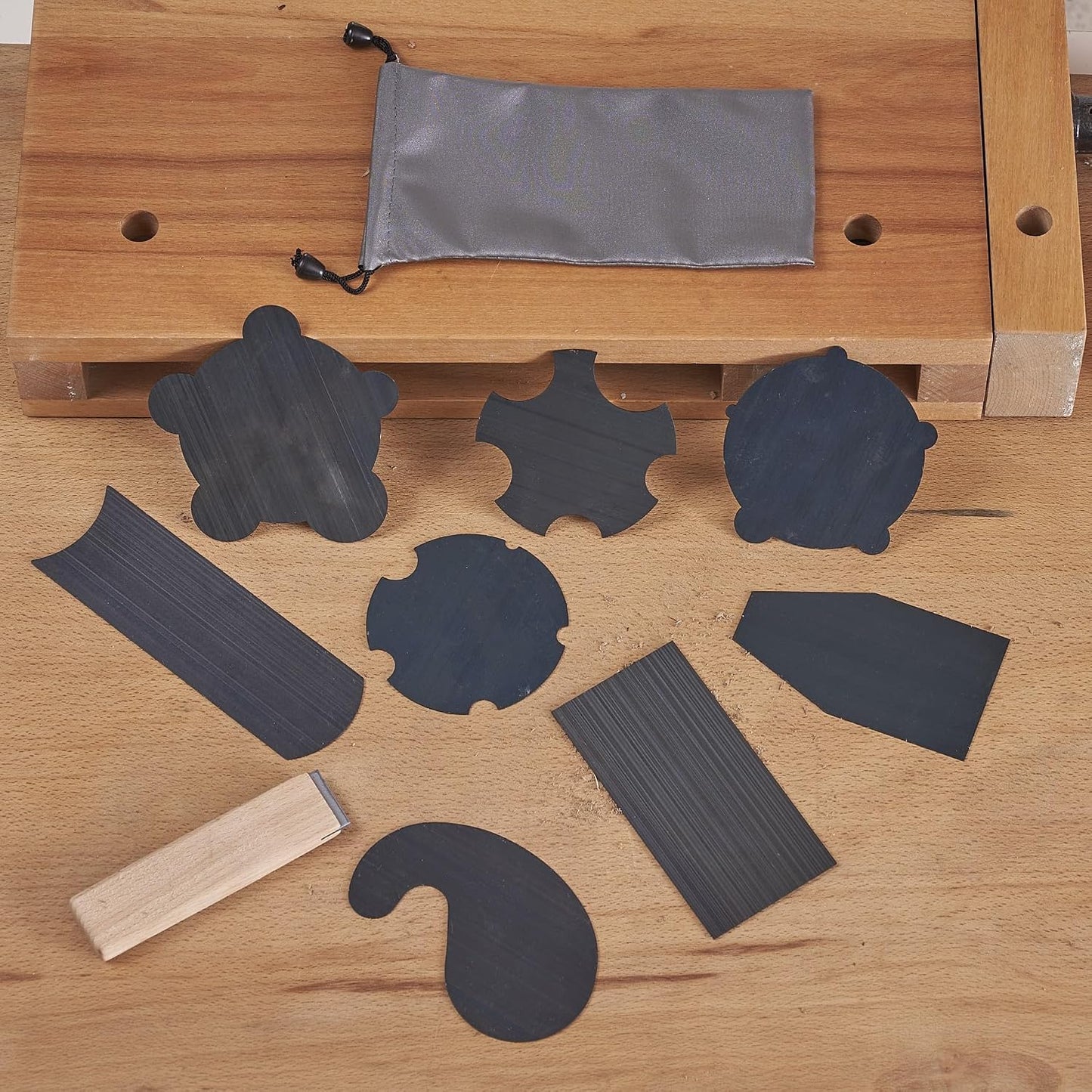 New Cabinet Scraper Cards and Cabinet Scraper Burnisher with 12 Piece Multi-Shaped Scraper Set Suitable for Various Small space and Small-Sized Tasks(HTCSCS13)