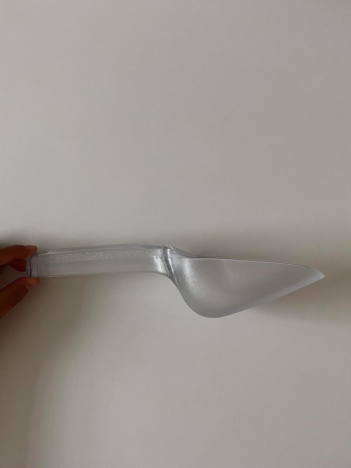 Plastic Utility Ice Scooper, 6-ounce, Clear, Dishwasher Safe Kitchen Scoop for Weddings/Bar/Ice Bucket/Kitchen/Popcorn