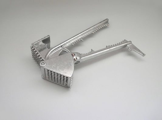 Aluminium Big Garlic Press Masher with Head-Cleaner, Olive Pitter, Nutcracker, Meat Tenderizer & Fish Scraper