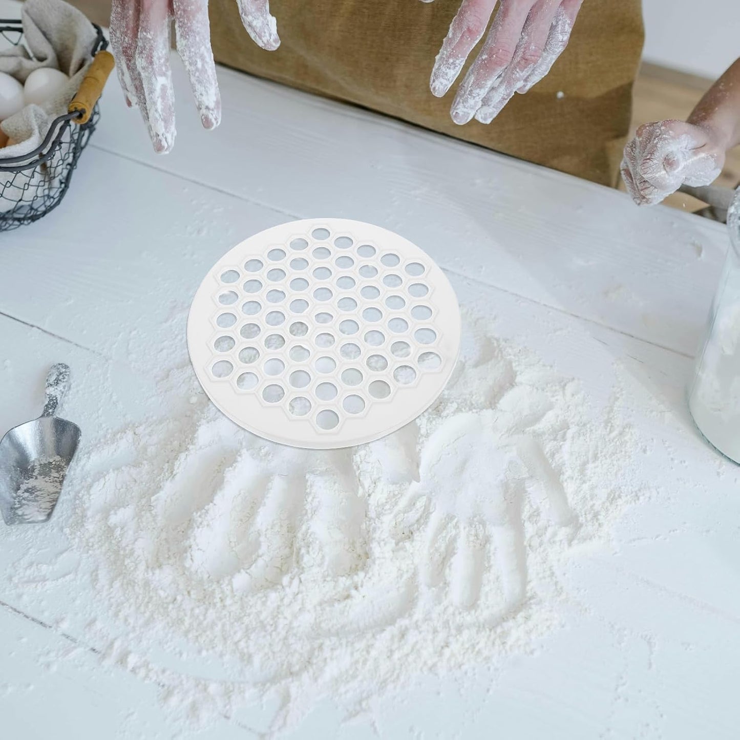 Dumpling Mold Russian Ravioli Maker Plastic Pelmeni Mold Kitchen Supply for Chinese Dumpling Maker Multi-Hole Ravioli Dough Form for Quick Homemade Dumplings