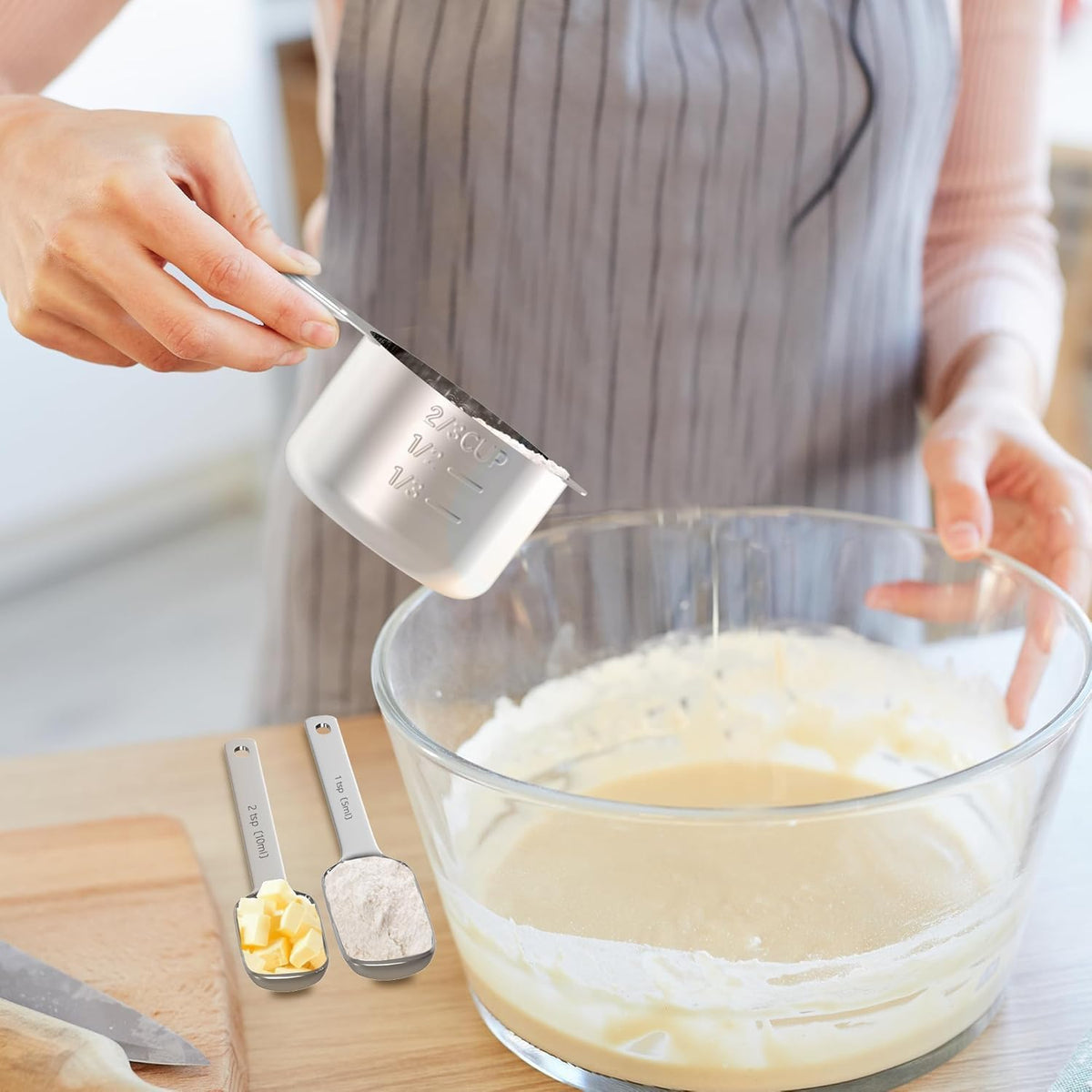 Stainless Steel Measuring Cups and Spoons Set,6 Stainless Steel Measuring Cups,7 Measuring Spoons & 1 Leveler,3 Plastic Measuring Cup with 1 Measuring Conversion Chart Round